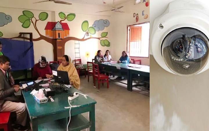 ভোটকেন্দ্রে সিসি ক্যামেরা বসানোর চিন্তা ইসির